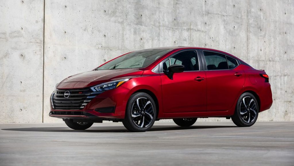 Nissan Versa 2023