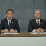 Makoto Uchida e Iván Espinosa en conferencia