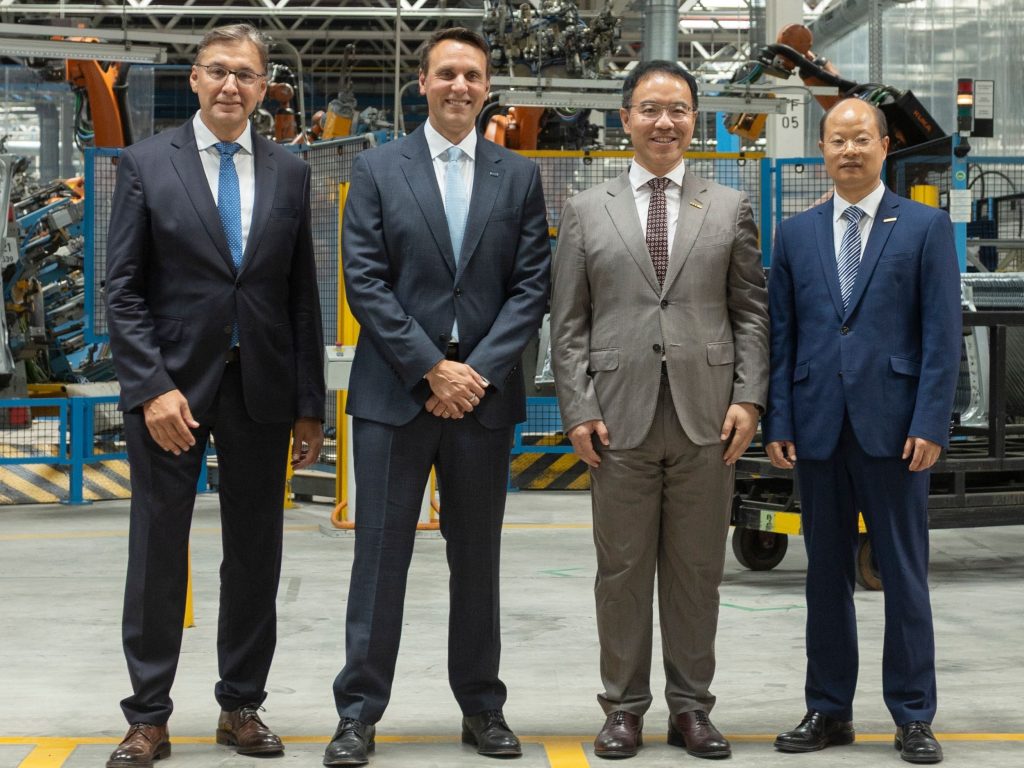 Ford y Geely crean joint-venture para Europa.